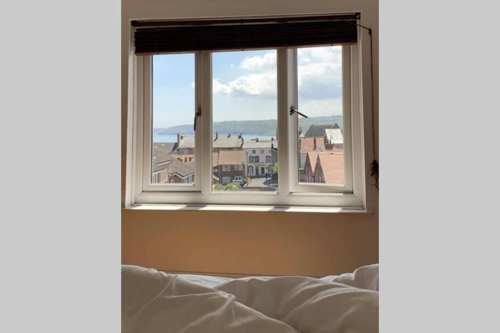 200 Year Old Large Townhouse With Sea Views Villa Scarborough Exterior foto